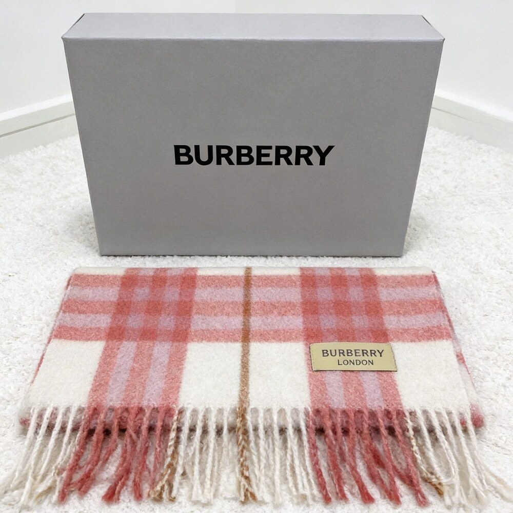 Burberry Blush Cream Camel Check Scarf - Picture 3 of 4